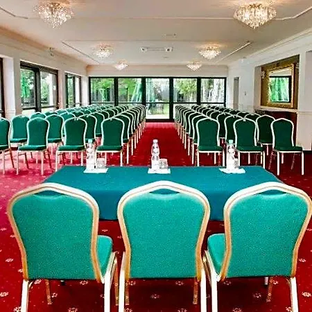 Hotel Noce I Dnie