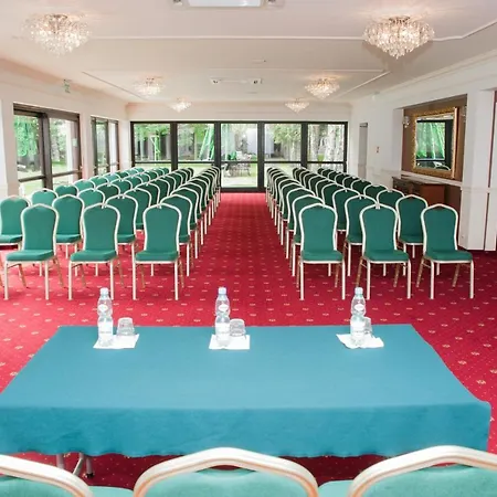 Hotel Noce I Dnie