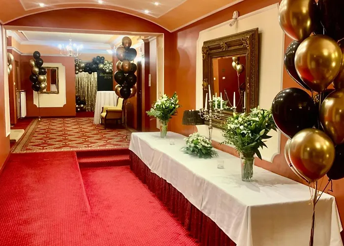 Noce I Dnie Szálloda